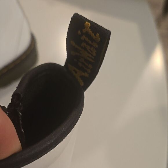 White and Black Combat Moto Boots with Rugged Design - Picture 4 of 9